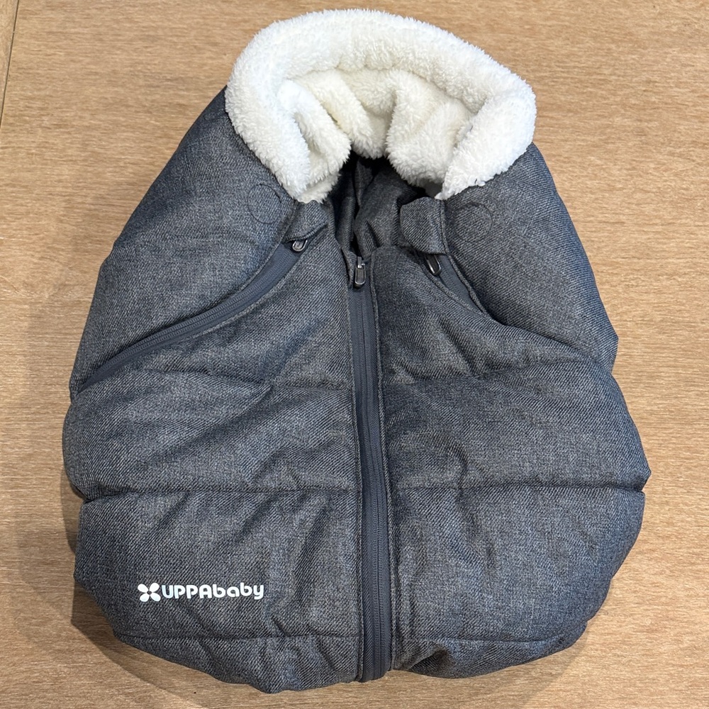 UPPAbaby Gray Sherpa-Lined Infant Footmuff